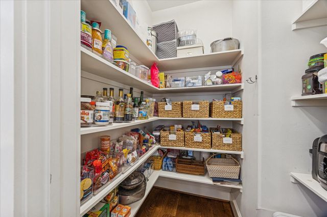 4318 Phil Street, Bellaire, TX 77401