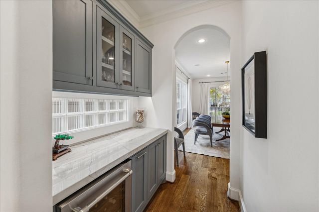 4318 Phil Street, Bellaire, TX 77401