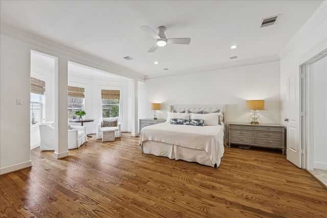 4318 Phil Street, Bellaire, TX 77401