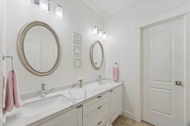 4318 Phil Street, Bellaire, TX 77401