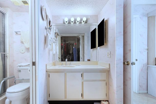 18800 Haywood Terrace 7, Boca Raton, FL 33496