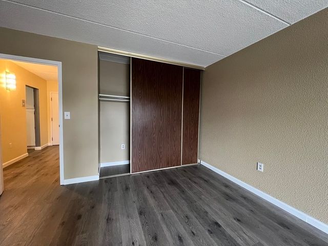 1550 Worcester Rd 114, Framingham, MA 01702