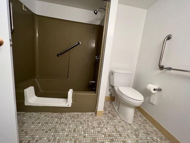 1550 Worcester Rd 114, Framingham, MA 01702