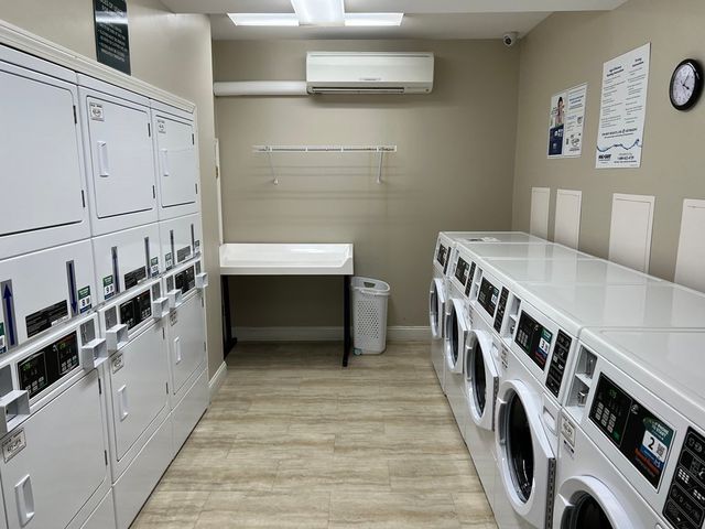 1550 Worcester Rd 114, Framingham, MA 01702