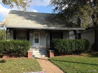 2018 N 3rd Street, St Charles, MO 63301