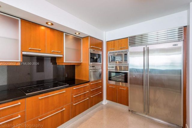 1331 Brickell Bay Drive 3505, Miami, FL 33131