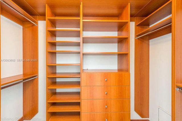 1331 Brickell Bay Drive 3505, Miami, FL 33131