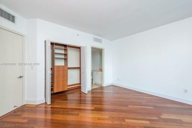 1331 Brickell Bay Drive 3505, Miami, FL 33131