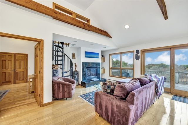 128 Shore Rd, Truro, MA 02666