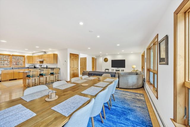 128 Shore Rd, Truro, MA 02666