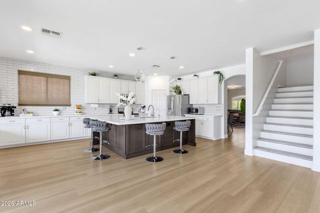 14847 W WINDSOR Avenue, Goodyear, AZ 85395