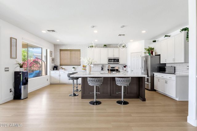 14847 W WINDSOR Avenue, Goodyear, AZ 85395