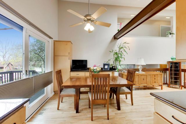 6501 Raintree Court, Lisle, IL 60532