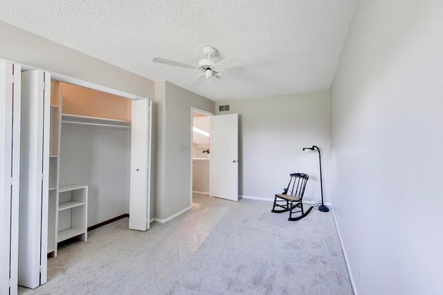 6501 Raintree Court, Lisle, IL 60532