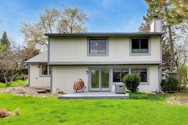 6501 Raintree Court, Lisle, IL 60532