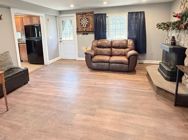 45 Braintree Ave, Brockton, MA 02302