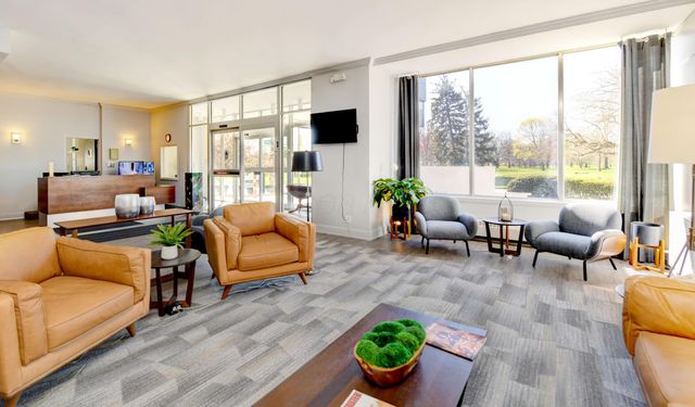 1620 E Broad Street, 603, Columbus, OH 43203