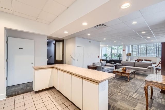 1620 E Broad Street, 603, Columbus, OH 43203