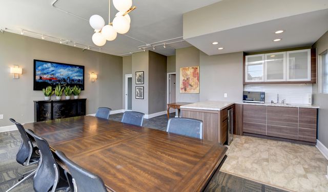 1620 E Broad Street, 603, Columbus, OH 43203