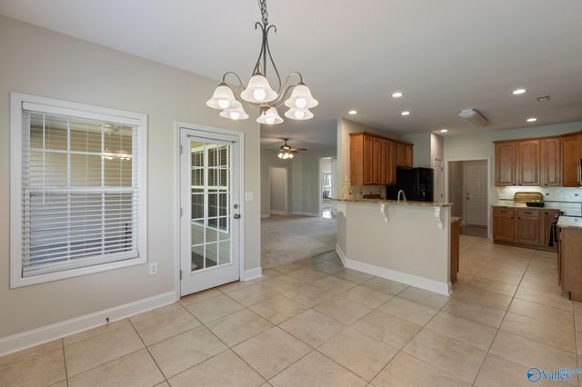 7011 Freedom Park Circle SE, Owens Cross Roads, AL 35763