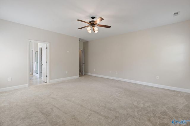 7011 Freedom Park Circle SE, Owens Cross Roads, AL 35763