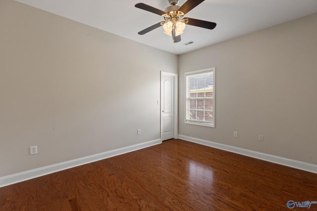 7011 Freedom Park Circle SE, Owens Cross Roads, AL 35763