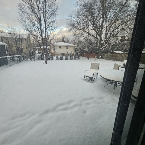 1406 Peterson Avenue, Park Ridge, IL 60068