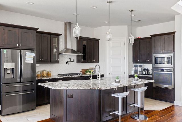 2301 Fossetta VW, Leander, TX 78641