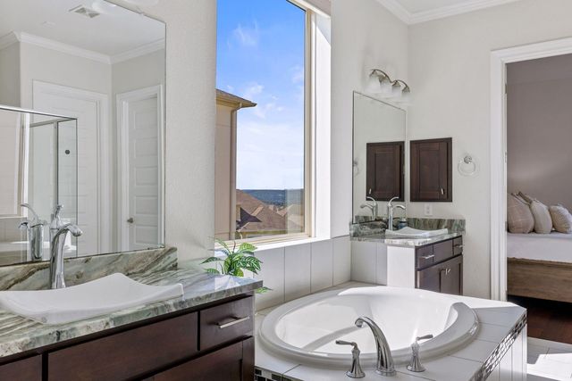 2301 Fossetta VW, Leander, TX 78641
