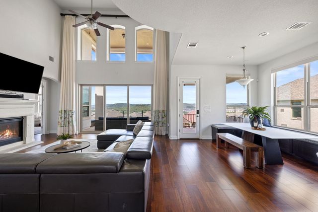 2301 Fossetta VW, Leander, TX 78641