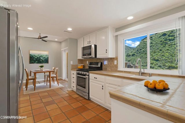 1590 Meander Drive, Simi Valley, CA 93065