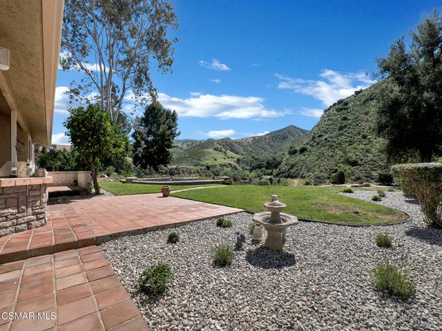 1590 Meander Drive, Simi Valley, CA 93065