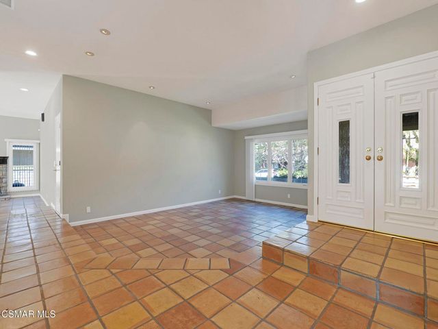 1590 Meander Drive, Simi Valley, CA 93065