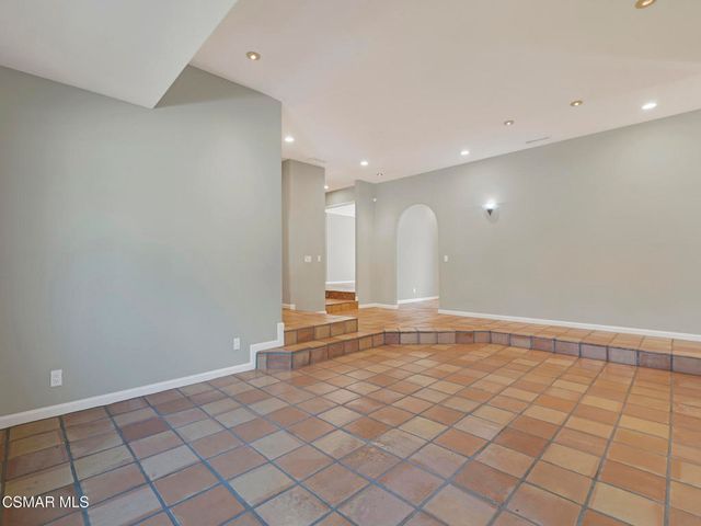 1590 Meander Drive, Simi Valley, CA 93065