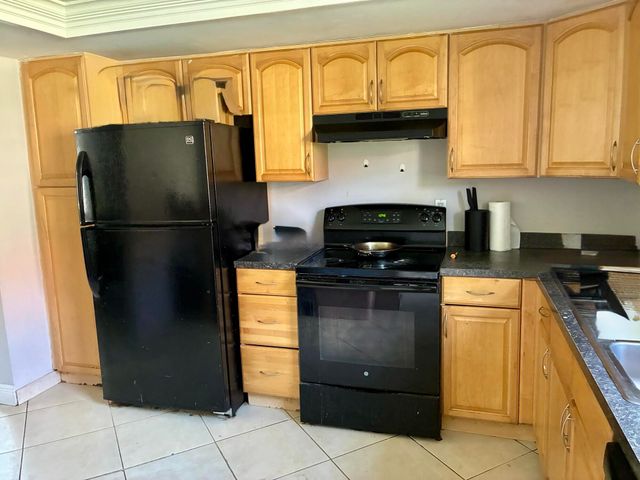 3056 RIVERSIDE 1C, Coral Springs, FL 33065