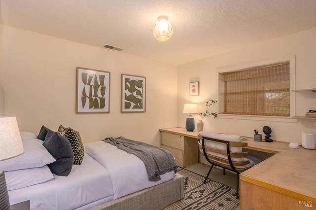 18320-18330 Carriger Rd, Sonoma, CA 95476