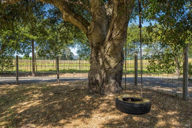 18320-18330 Carriger Rd, Sonoma, CA 95476