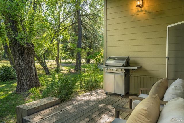 18320-18330 Carriger Rd, Sonoma, CA 95476