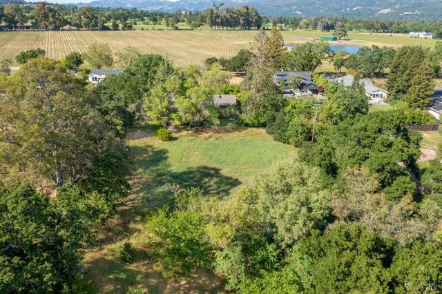 18320-18330 Carriger Rd, Sonoma, CA 95476