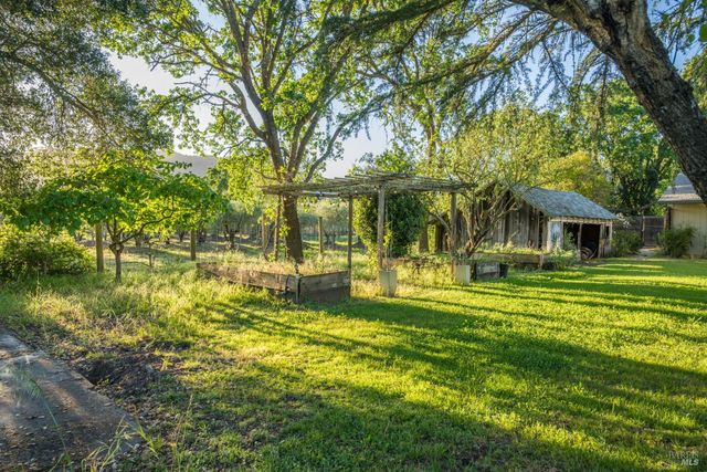 18320-18330 Carriger Rd, Sonoma, CA 95476