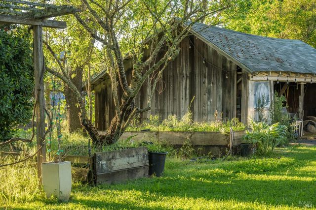 18320-18330 Carriger Rd, Sonoma, CA 95476