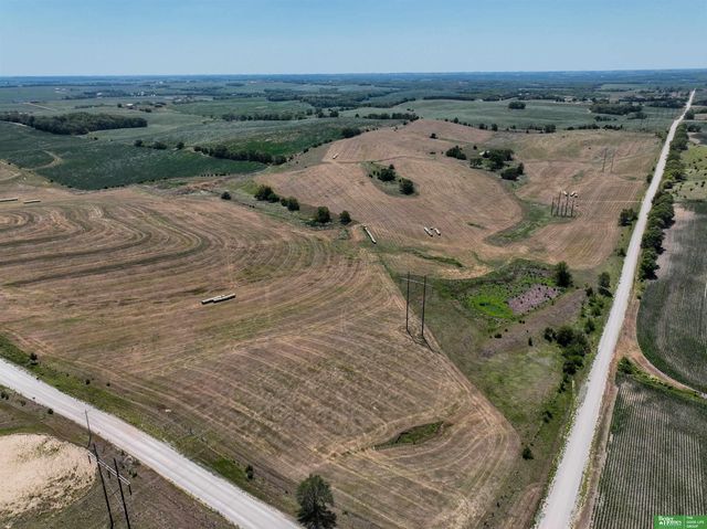 16575 S 226 Plaza, Gretna, NE 68028