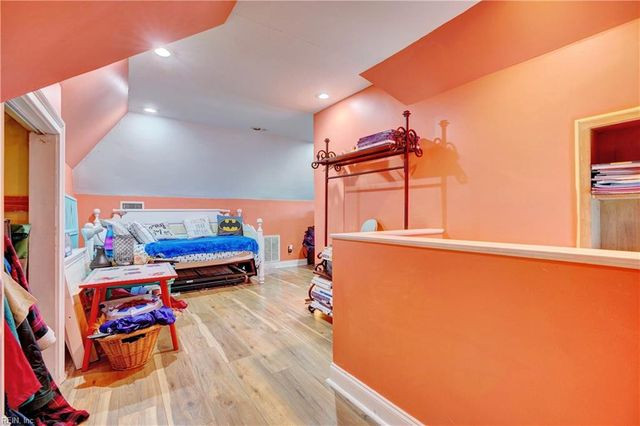 314 River RD, Newport News, VA 23601