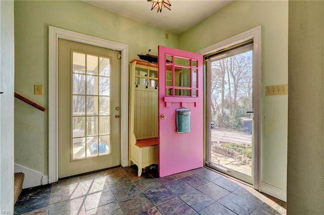 314 River RD, Newport News, VA 23601