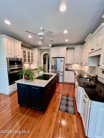 1944 Cornerstone Drive, Winterville, NC 28590
