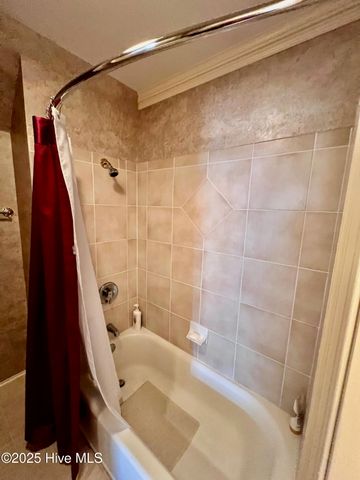 1944 Cornerstone Drive, Winterville, NC 28590