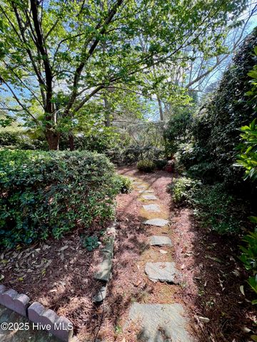 1944 Cornerstone Drive, Winterville, NC 28590