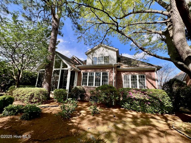 1944 Cornerstone Drive, Winterville, NC 28590