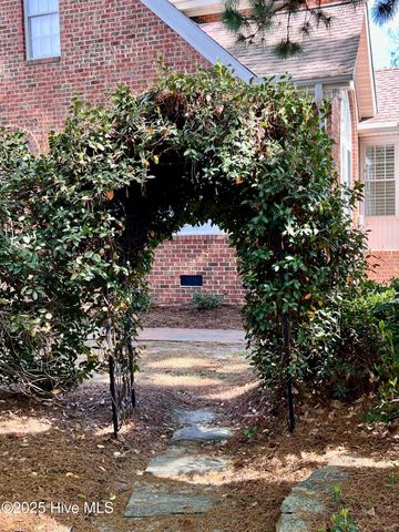 1944 Cornerstone Drive, Winterville, NC 28590