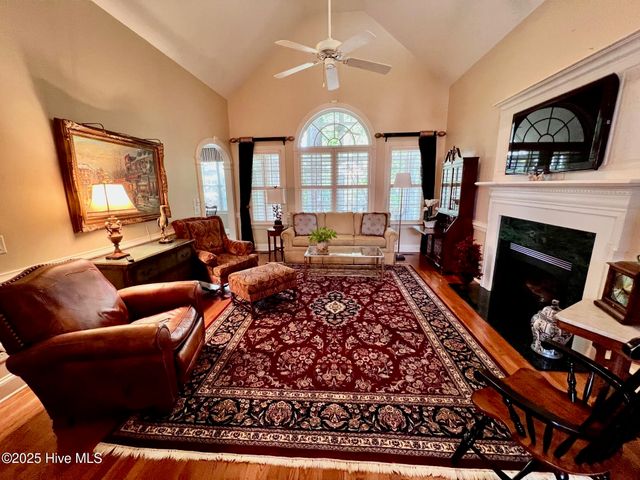 1944 Cornerstone Drive, Winterville, NC 28590